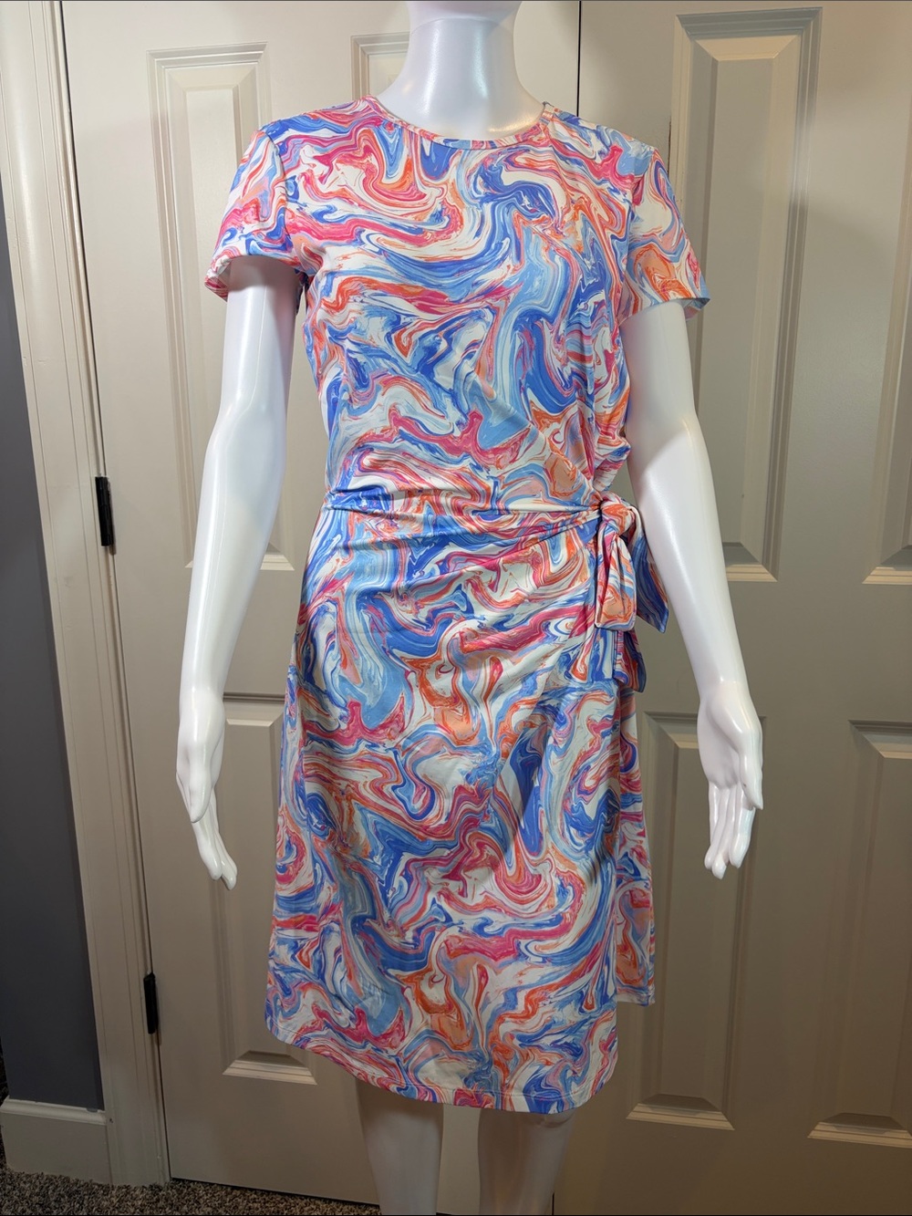 J. McLaughlin Marble-Print Tie-Waist Dress in Blue, Pink & Orange